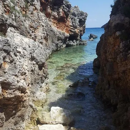 Klontiraki *
