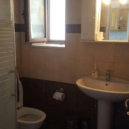 Klontiraki Apartment *